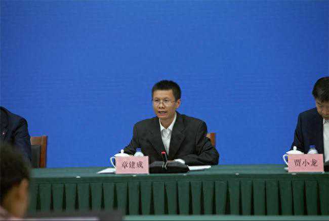 中国气象局：未来10天江南、华南中北部降水显著偏多，强对流天气多发