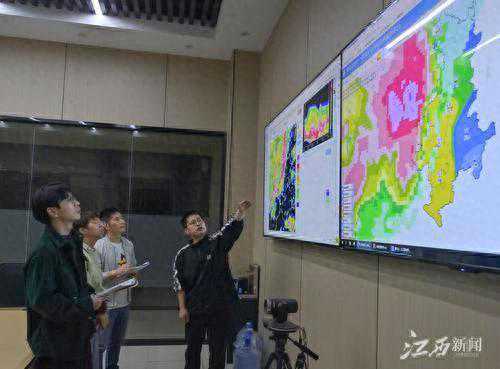 横峰：气象部门积极应对极端天气