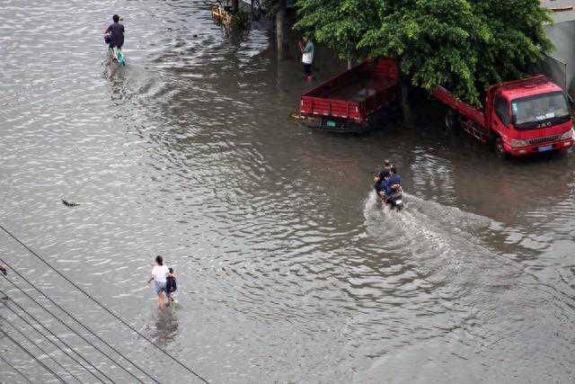 今明两天7号~8号，南方大暴雨！高原大暴雪！暴雨暴雪来袭！