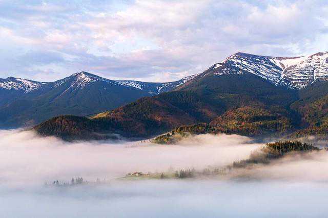 国内雨雪交加，全球风暴接踵而至！谁将成为下一个天气焦点？