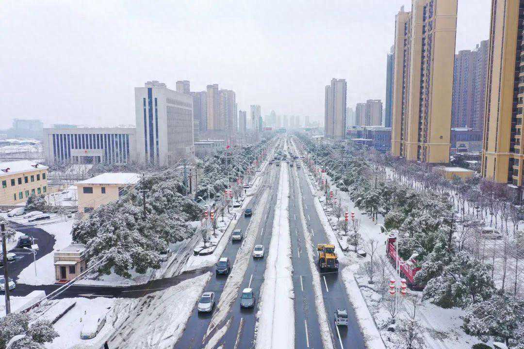 “歇”不得“动”起来，汉川多措并举应对低温雨雪冰冻天气