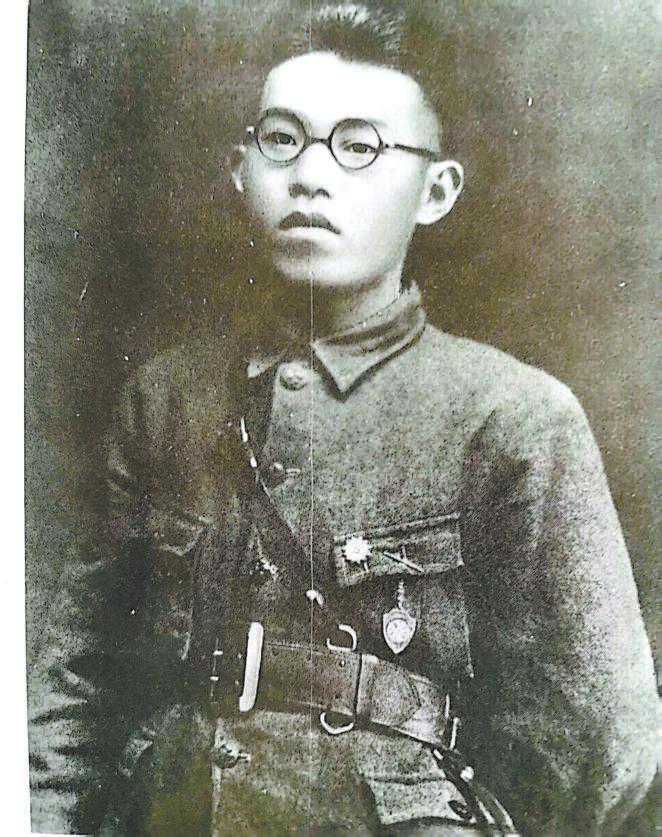 他牺牲后妻子收到无字家书，他曾说：见了这信，就不要再等我了