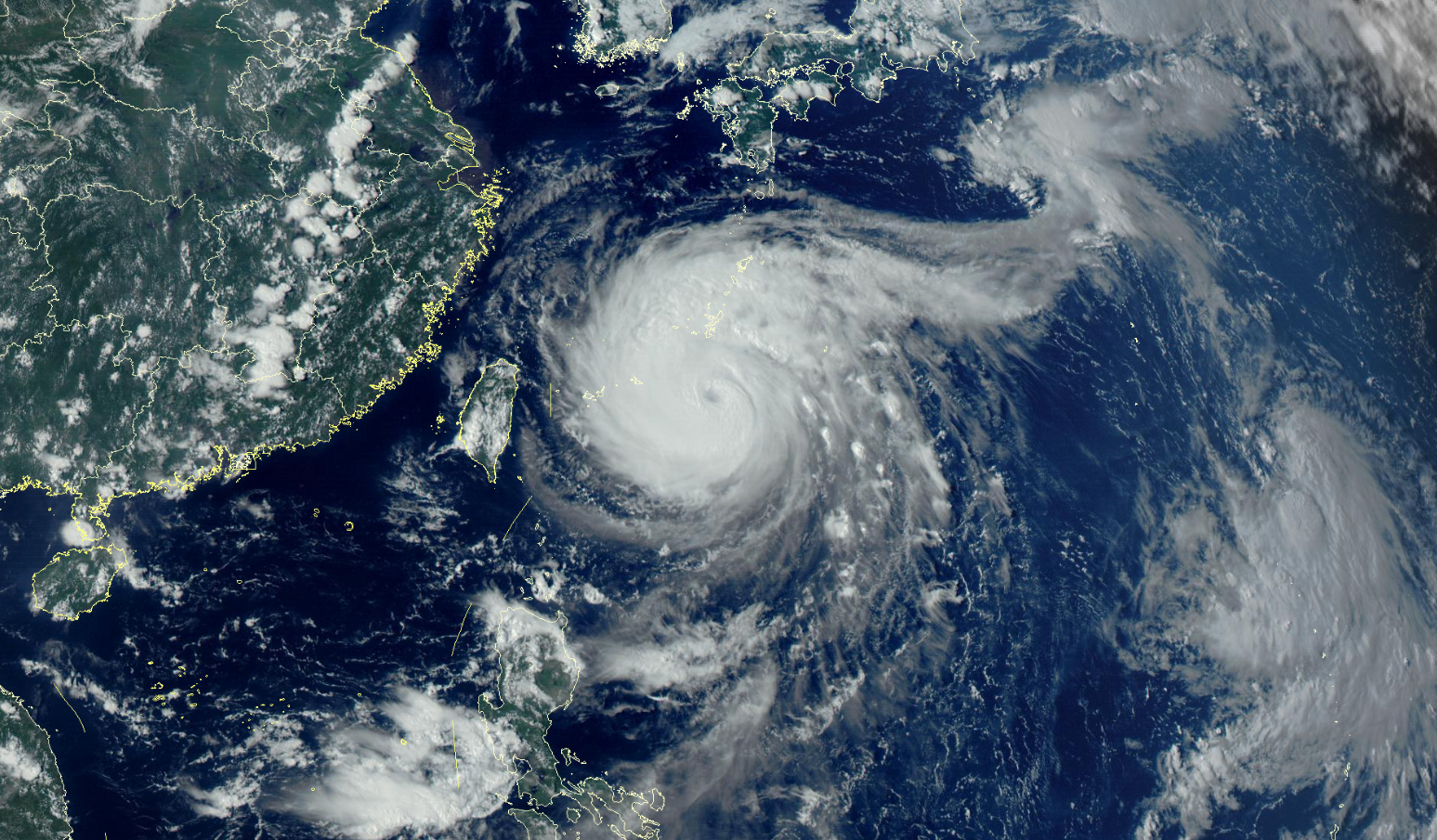 9号台风增强中！10号台风海神将生成，925hpa全球风王？