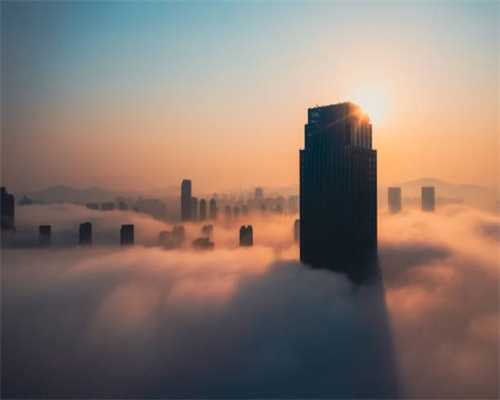 武汉下周天气，中到大雨，4级北风呼啸，由夏回春，最低温10℃